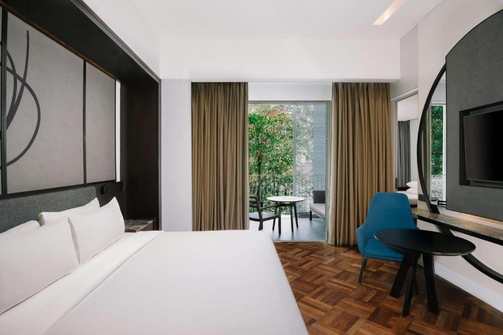 هتل لون پاین